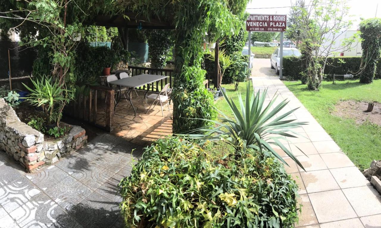 Venecia Plaza Struga Otel Dış mekan fotoğraf